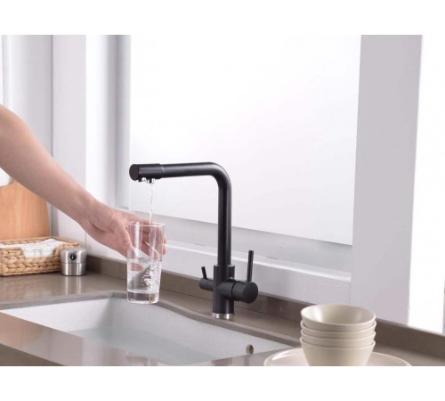 Смеситель для кухни  20615 Black  питевой Vedouci