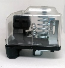 Реле давления (нак/гайка)1/4 прозрачный корпус TIM (50/шт)